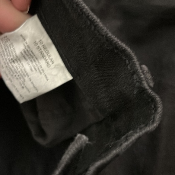 Old Navy Curvy Jeans - Picture 4 of 8